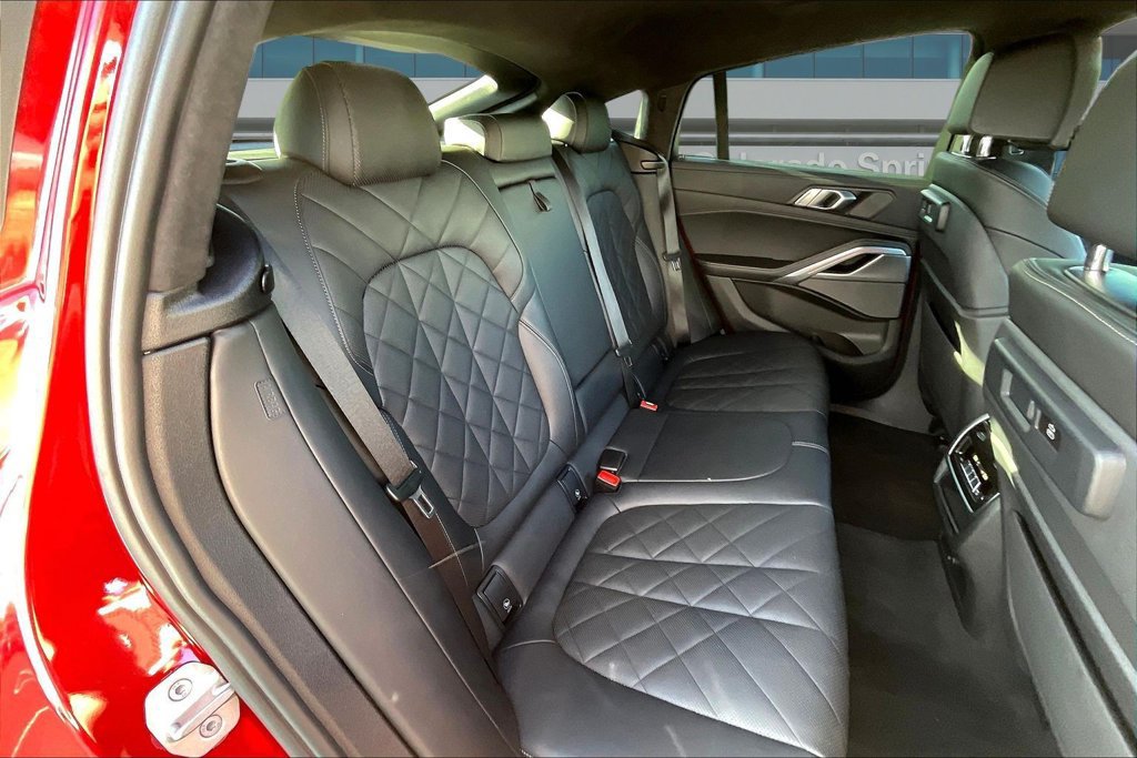 Used 2023 BMW X6 xDrive40i w/ M Sport Package AWD/4WD image 25