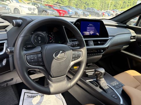 Used 2024 Lexus UX 250h AWD w/ Premium Package image 12