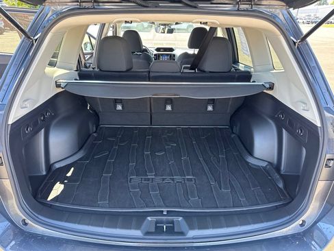 Used 2024 Subaru Forester Premium AWD/4WD image 12