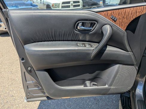Used 2020 Nissan Armada SL w/ Premium Package AWD/4WD image 9