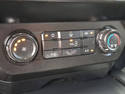 Used 2020 Ford F150 XL w/ Equipment Group 101A Mid AWD/4WD image 16