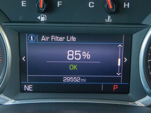 Used 2022 GMC Acadia SLE w/ Driver Convenience Package image 29