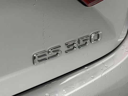 Used 2018 Lexus ES 350 w/ Navigation System Package image 7