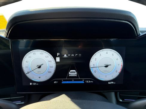 Certified 2025 Hyundai Elantra N image 11