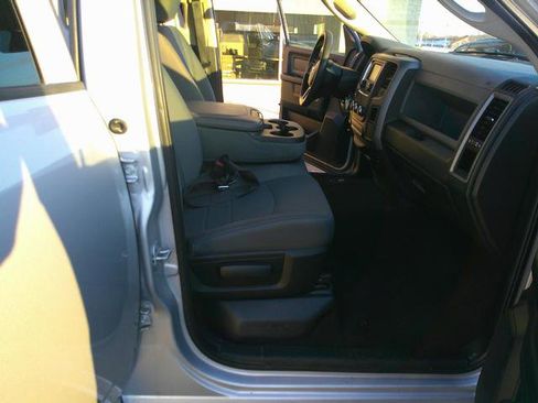 Used 2018 RAM 1500 Express w/ Express Value Package image 6