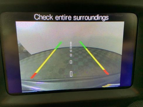 Used 2018 Jeep Compass Latitude image 13
