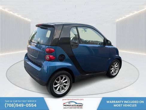 Used 2009 smart fortwo passion RWD image 4