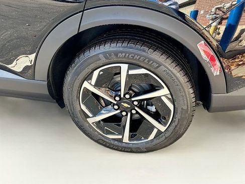 New 2026 Chevrolet Equinox EV LT image 31