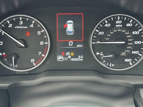 Used 2024 Subaru Crosstrek 2.0i Premium image 18