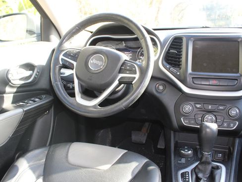 Used 2014 Jeep Cherokee Limited w/ Luxury Group image 7