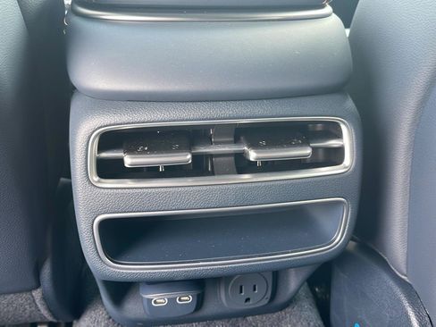 New 2026 Genesis GV70 3.5T Sport Advanced AWD/4WD image 17