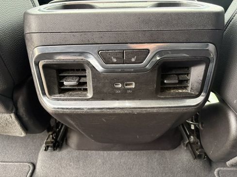 Used 2023 GMC Sierra 1500 Denali AWD/4WD image 12