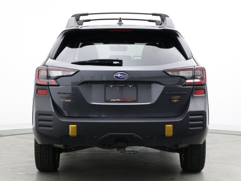 Used 2025 Subaru Outback Wilderness AWD/4WD image 6