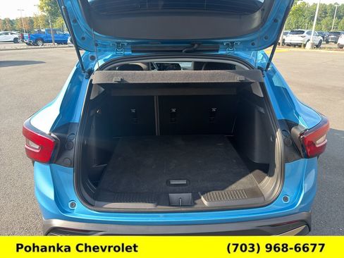 Used 2025 Chevrolet Trax ACTIV w/ Sunroof Package FWD image 29