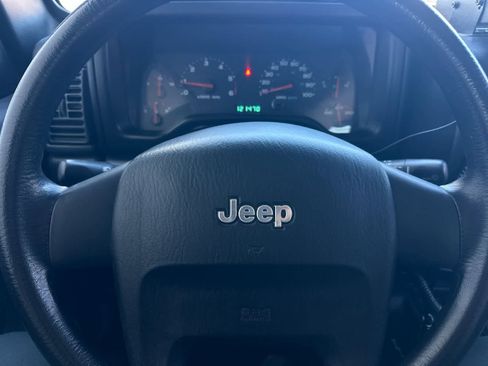 Used 2004 Jeep Wrangler SE AWD/4WD image 21