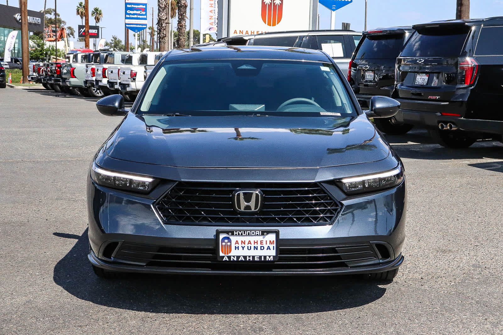 Used 2023 Honda Accord EX image 2