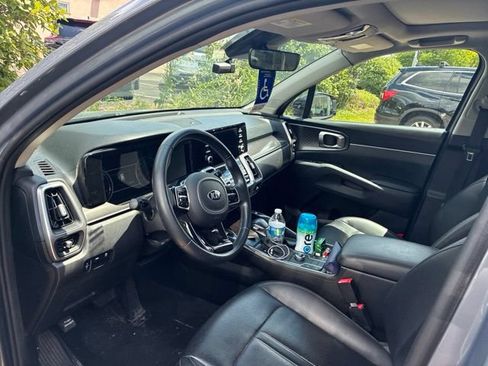 Used 2021 Kia Sorento S w/ Panoramic Sunroof Package FWD image 5