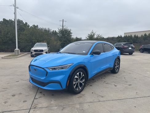 Used 2022 Ford Mustang Mach-E Premium image 1