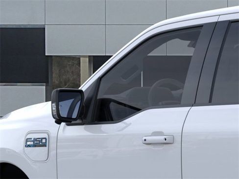 New 2025 Ford F150 Lightning Flash image 20