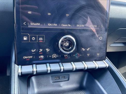 Used 2025 GMC Terrain Elevation FWD image 32