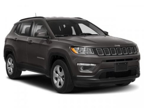 Used 2018 Jeep Compass Latitude w/ Popular Equipment Group FWD image 9