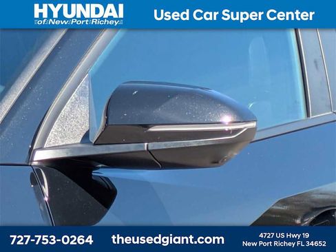 Used 2024 Hyundai Santa Cruz Limited image 11