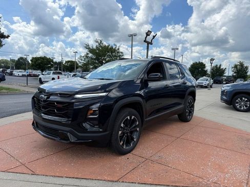 New 2027 Chevrolet Equinox RS FWD image 3