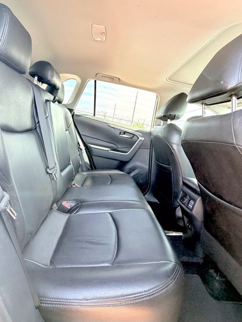 Used 2019 Toyota RAV4 XLE FWD image 13