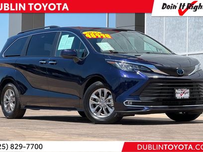Certified 2023 Toyota Sienna XLE