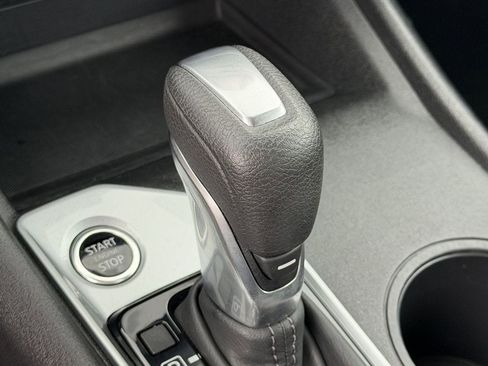 Used 2025 Nissan Altima 2.5 SV FWD image 20