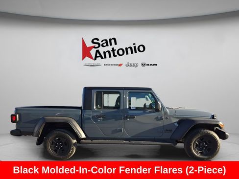 New 2025 Jeep Gladiator Sport image 17