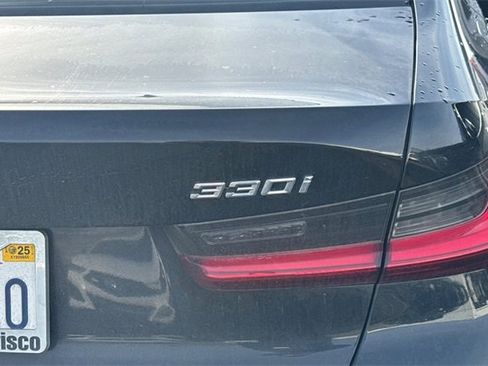 Used 2021 BMW 330i Sedan w/ Driving Assistance Package image 7