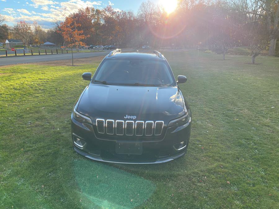 Used 2019 Jeep Cherokee Limited w/ Luxury Group AWD/4WD image 16