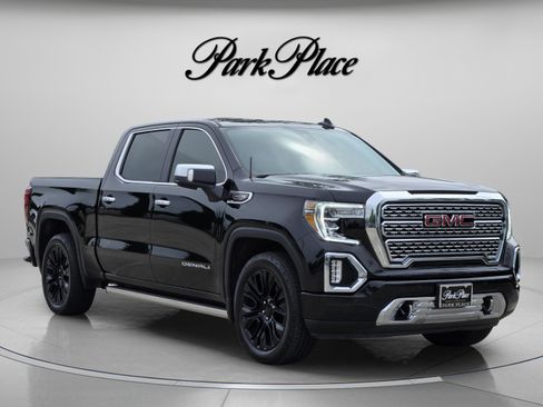 Used 2022 GMC Sierra 1500 Denali w/ Denali Premium Package AWD/4WD image 7