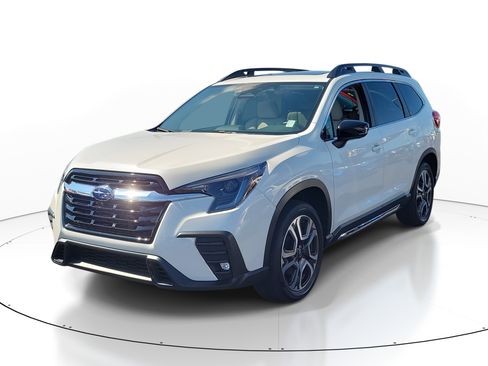 Certified 2025 Subaru Ascent Limited image 2