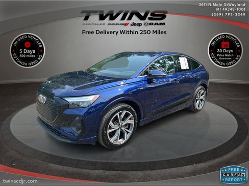 Used 2025 Audi Q4 e-tron Premium Plus image 6