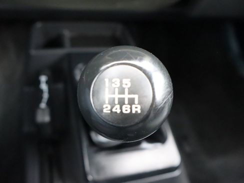 Used 2005 Jeep Wrangler X w/ Rocky Mountain Edition Group image 33