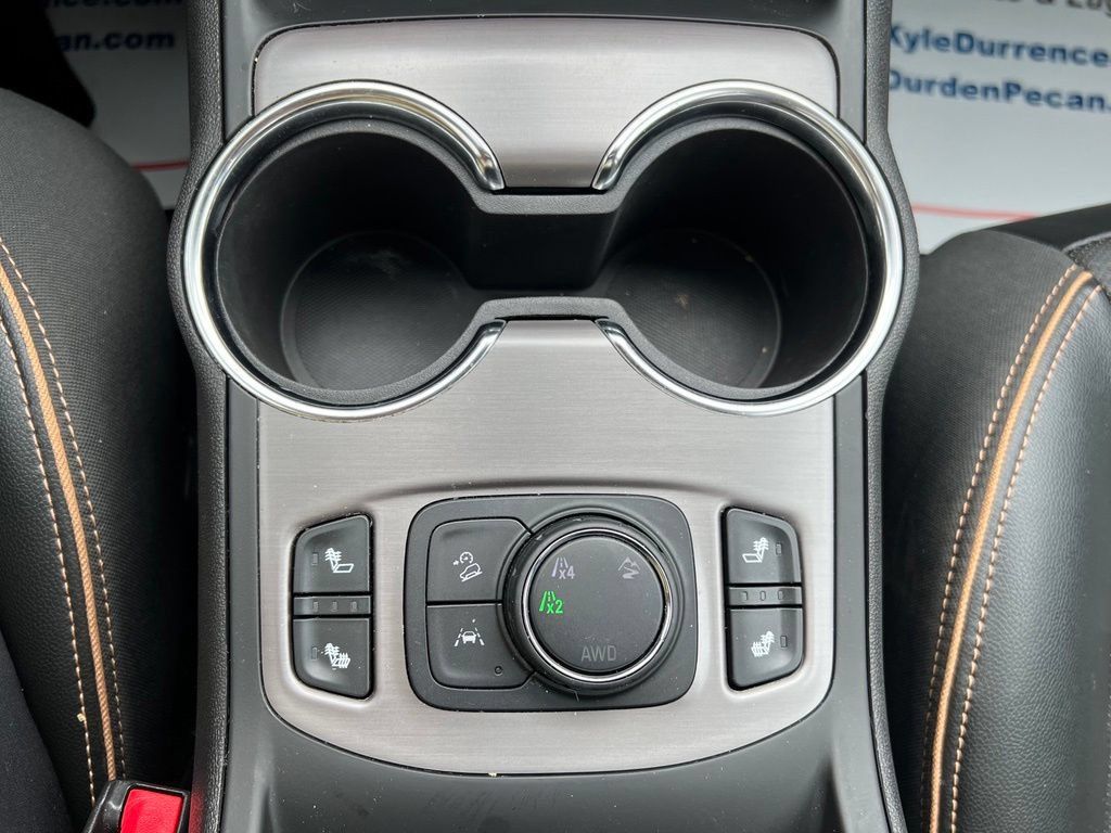 Used 2024 GMC Terrain AT4 w/ Infotainment Package II AWD/4WD image 18