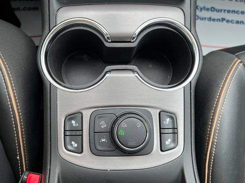 Used 2024 GMC Terrain AT4 w/ Infotainment Package II AWD/4WD image 18