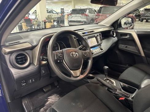 Used 2015 Toyota RAV4 XLE AWD/4WD image 14