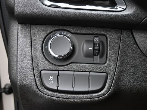 Used 2018 Chevrolet Spark LS image 13