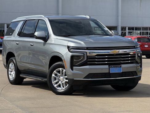 Certified 2025 Chevrolet Tahoe LT image 2