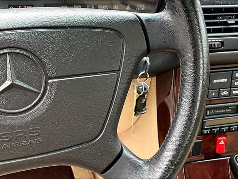 Used 1995 Mercedes-Benz SL 500 image 25