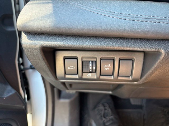 Certified 2025 Subaru Outback Wilderness AWD/4WD image 15