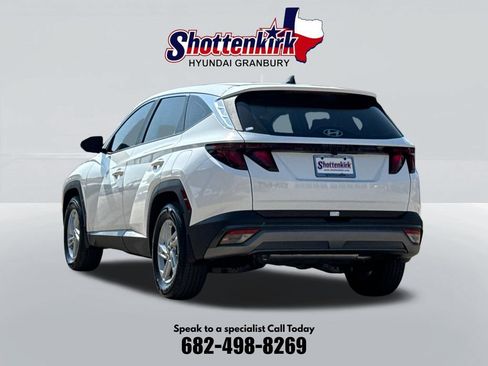 Used 2026 Hyundai Tucson SE FWD image 8