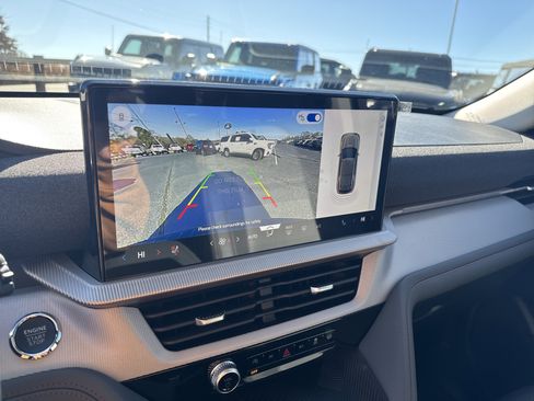 New 2026 Ford Explorer Active w/ Active Comfort Package image 26