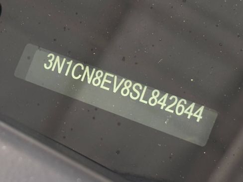 Used 2025 Nissan Versa SV FWD image 28
