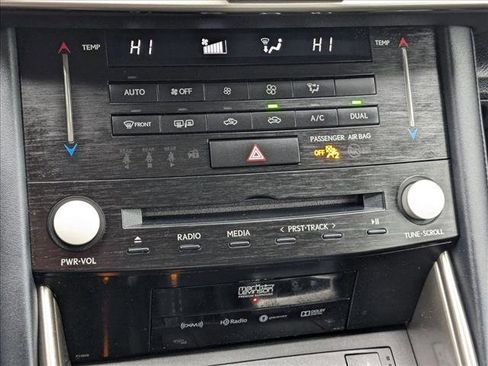 Used 2018 Lexus IS 350 AWD image 17