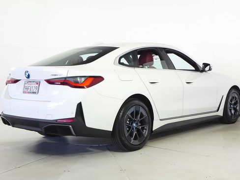 Used 2023 BMW i4 eDrive40 RWD image 7