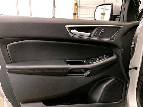 Used 2015 Ford Edge SEL w/ Equipment Group 201A AWD/4WD image 22